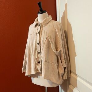 We The Free Women’s Montauk Cropped Distressed Raw Edge Boxy Oversized‎ Shacket